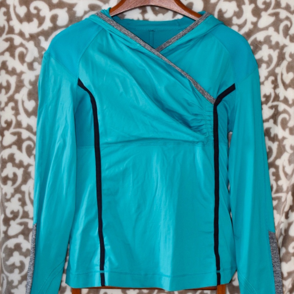 Lululemon Run For Your Life Pullover